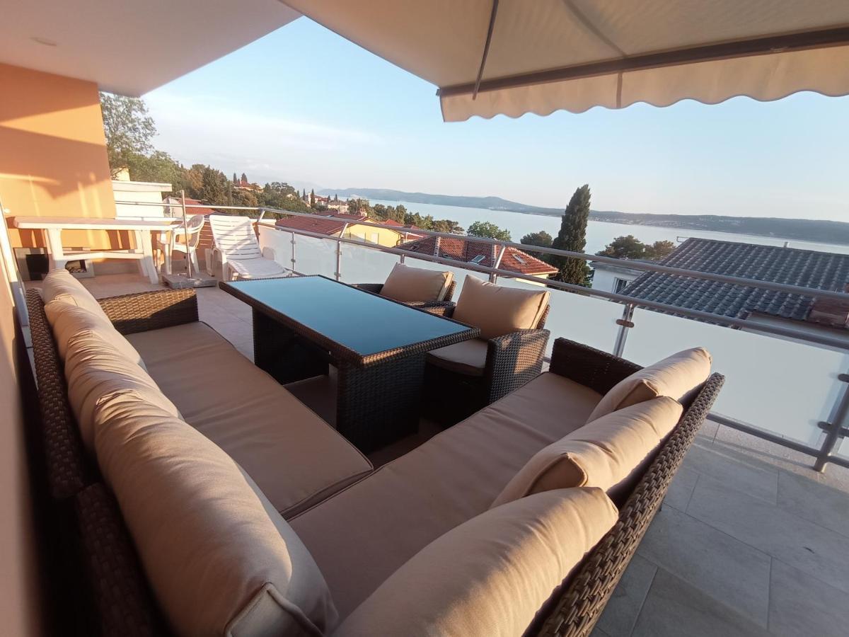 Vila Zdenka Apartmants Crikvenica Eksteriør billede